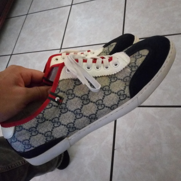 Original Gucci shoes - Picture 2 of 3
